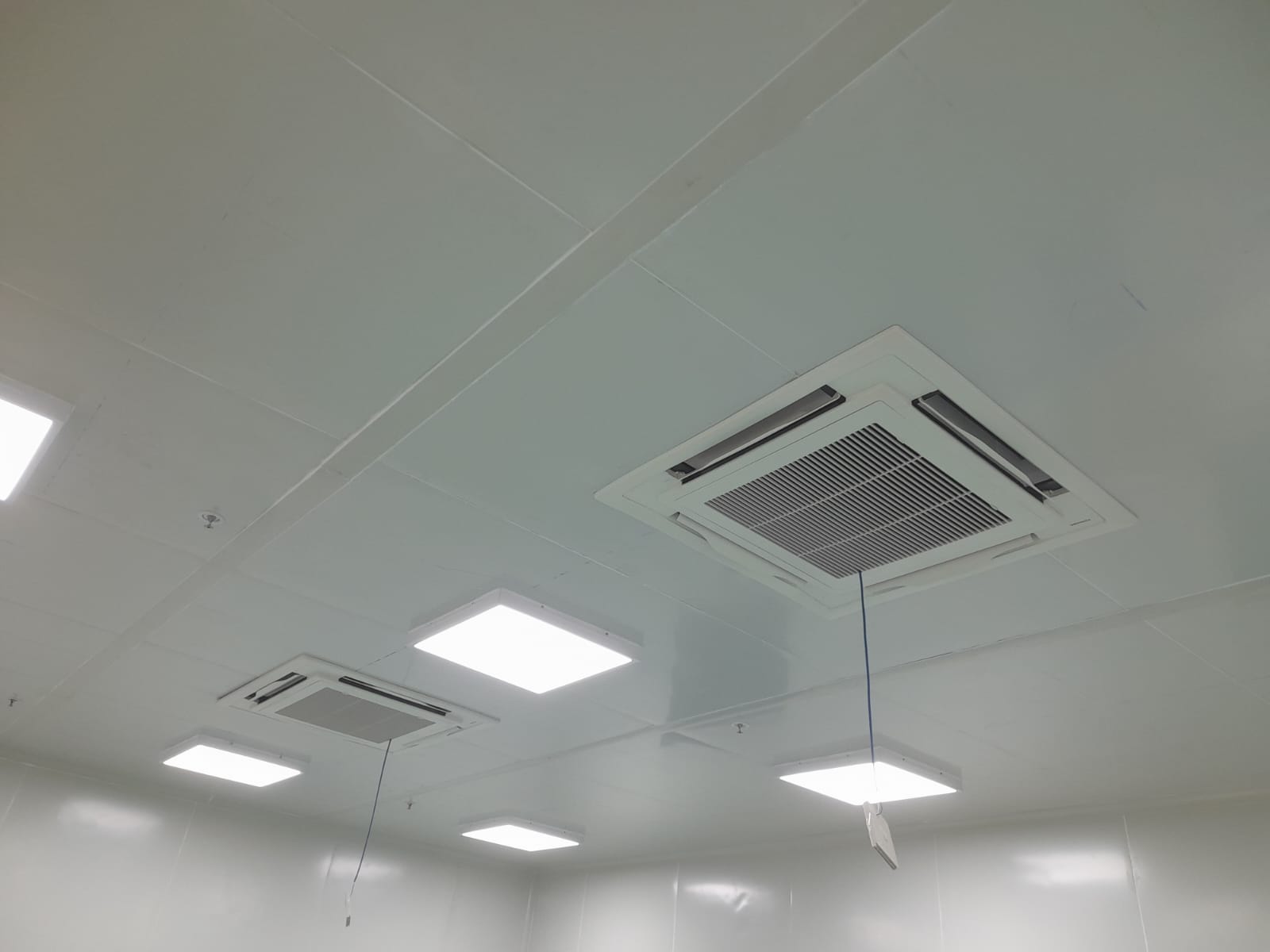 Cold storage facility for food products